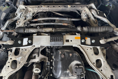 BMW E8x E9x Subframe Brace